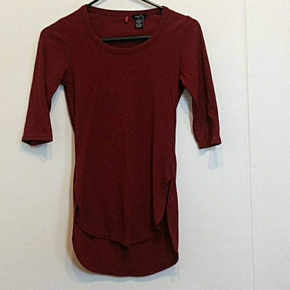 (1) quarter sleeve top